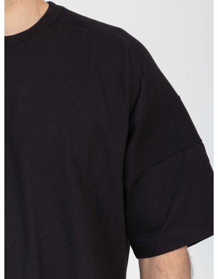 NINETEEN T-shirt K26-1031 Black NINETEEN - 3